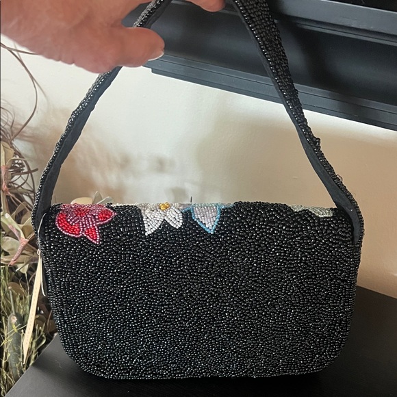 Floral Beaded Black Handbag - Picture 3 of 6